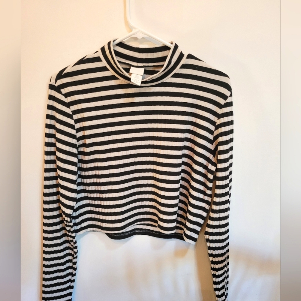 H&M Crop top